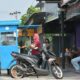 Suami Kena PHK dan Terserang Stroke, Kisah Rika Sulap Lontong Gulai Jadi Penopang Keluarga Demi Kuliahkan Anak