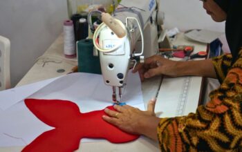 Dari Seragam Kurir Menjadi Produk Baru, J&T Express Dorong Dampak Lingkungan dan Sosial