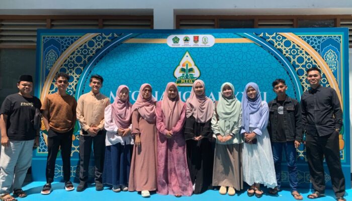 Kafilah Sumbar Ari Saputra Melaju ke Final Cabang Kaligrafi pada MTQ Nasional di Semarang