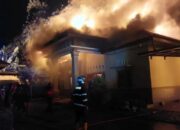 2 Rumah dan 2 Motor Hangus Terbakar