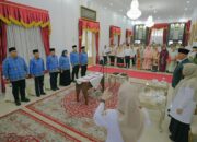 Lantik Enam Pejabat Eselon 2, Mahyeldi: Pejabat Harus Hadir Menjawab Persoalan Masyarakat