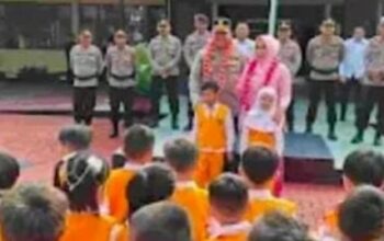 Kapolres Pasaman AKBP Adirawa Permana, Sambut Ceria Anak TK Kemala Bhayangkari 