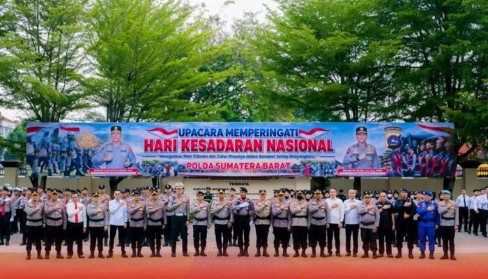 Pimpin Upacara Kesadaran Nasional 2026, Wakapolda Sumbar Tekankan Disiplin, Integritas dan Netralitas Personel