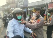 Antisipasi ISPA dan Kabut Asap, Polsek Koto Tangah Bagikan Ribuan Masker Gratis