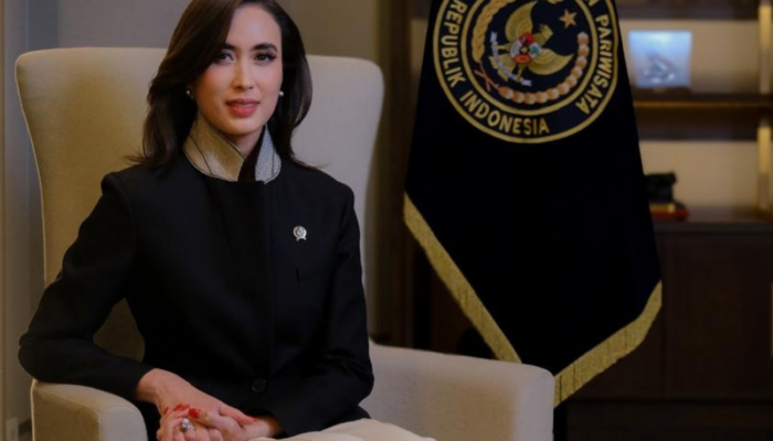 HUT ke-81 Sumbar, Menpar Widiyanti Melihat Kekuatan Pariwisata pada Budaya Masyarakat