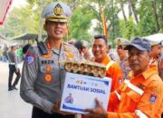 Rangkaian Hari Lalu Lintas ke 71, Ditlantas Polda Sumbar Salurkan Bansos untuk Ojol dan Pekerja Lapangan