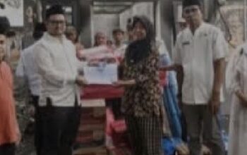 Terdampak Kebakaran di Dusun Sago, Desa Talawi Mudiak, Wawako Jeffry Pantau  Proses Pendampingan Pemulihan