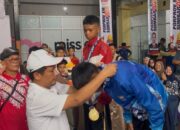 Serahkan Medali Gulat Porprov XVI, Hamdanus: Pegulat Berprestasi Jadilah Generasi Baru Penerus Gilang Ilhaza