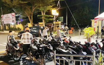 Razia hingga Dini Hari, Timsus Charlie Polresta Padang Sita 15 Motor Knalpot Brong