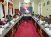 Gubernur Mahyeldi Buka Ruang Dialog dengan BEM SI Sumbar, Bahas Pendidikan hingga Persoalan Lingkungan